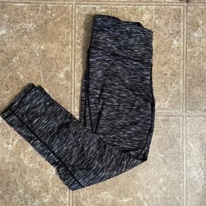 Capri Stripe Leggings